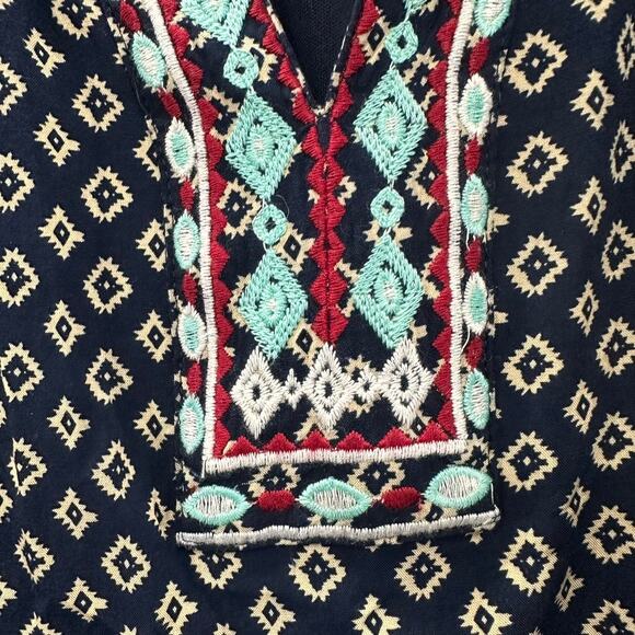 THML Medium Halter Top Dress Embroidery Lined Casual Vacation Beach Party Fun - Picture 3 of 12